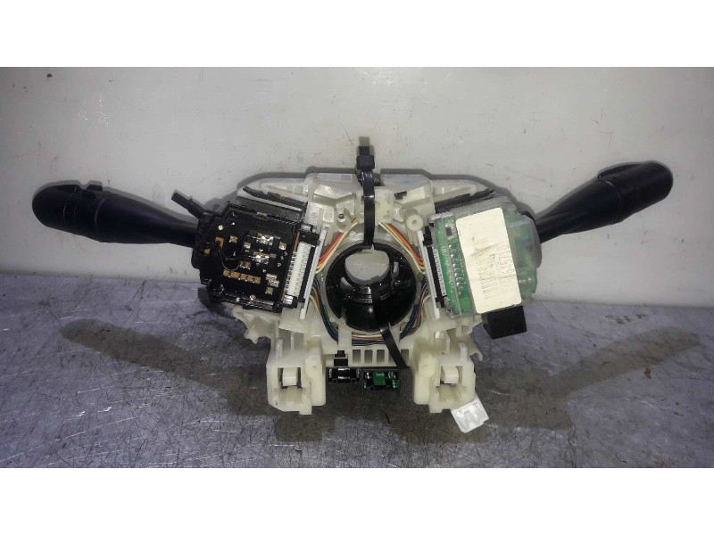 Recambio de mando luces para mitsubishi colt berlina 3 (cz) 1.3 inform referencia OEM IAM MR986424  