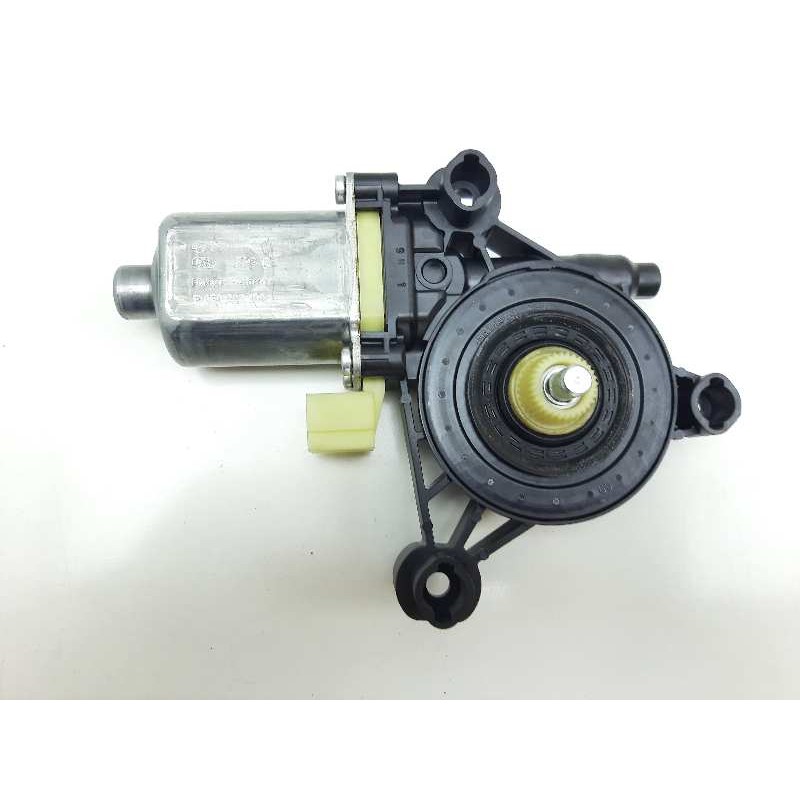 Recambio de motor elevalunas delantero derecho para seat leon st (5f8) style advanced referencia OEM IAM 5Q0959802B 0130822716 