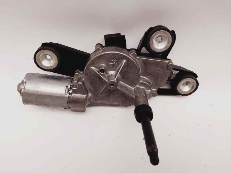 Recambio de motor limpia trasero para ford fiesta (cb1) trend referencia OEM IAM 0390201860 BOSCH 3 PINS