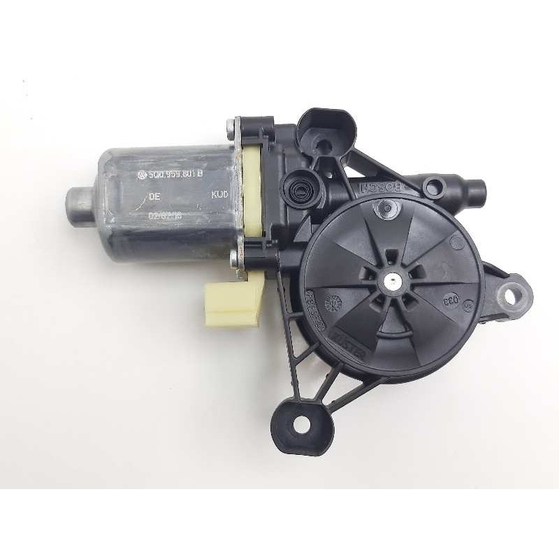 Recambio de motor elevalunas delantero izquierdo para seat leon st (5f8) style advanced referencia OEM IAM 5Q0959801B 0130822717