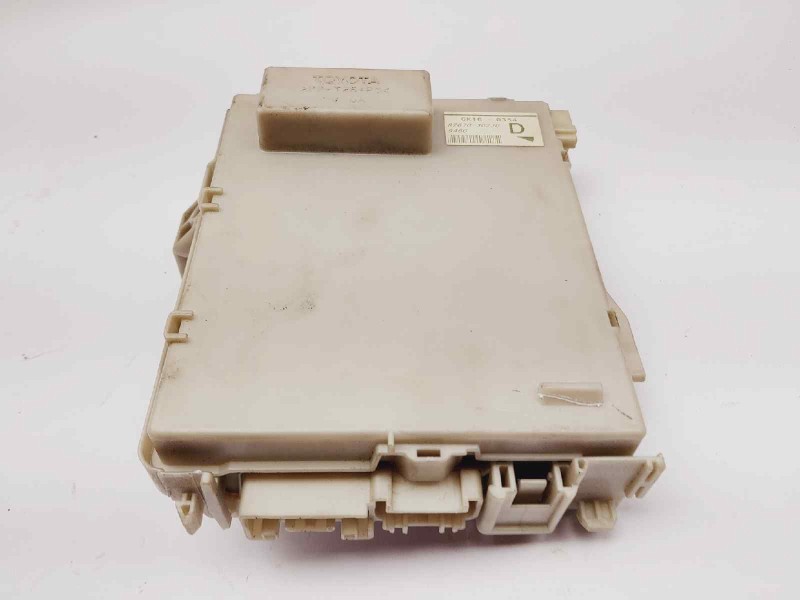 Recambio de caja reles / fusibles para lexus gs (gs/us/ws19) 450 h referencia OEM IAM 8267030230  