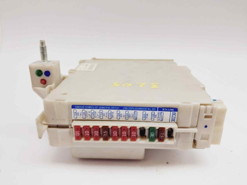 Recambio de caja reles / fusibles para lexus gs (gs/us/ws19) 450 h referencia OEM IAM 8267030230  