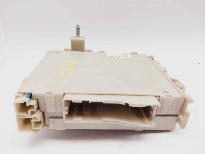 Recambio de caja reles / fusibles para lexus gs (gs/us/ws19) 450 h referencia OEM IAM 8267030230  