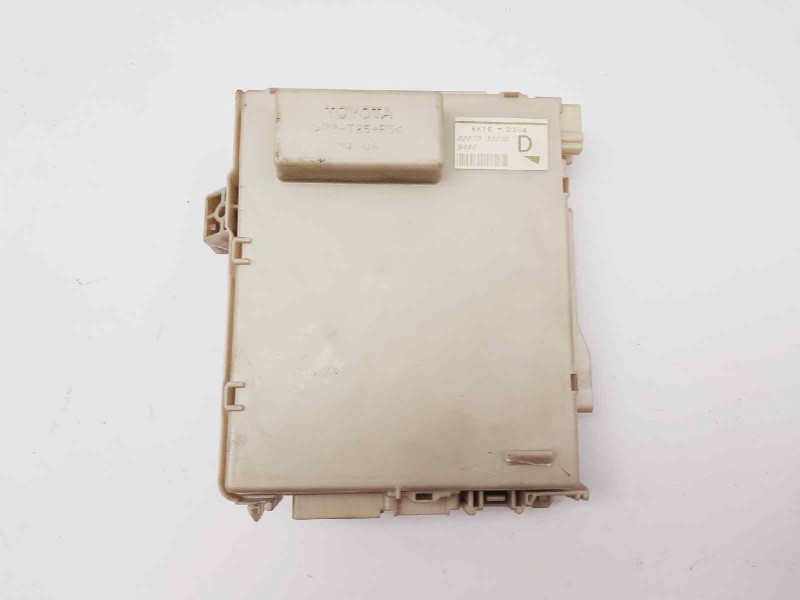 Recambio de caja reles / fusibles para lexus gs (gs/us/ws19) 450 h referencia OEM IAM 8267030230  