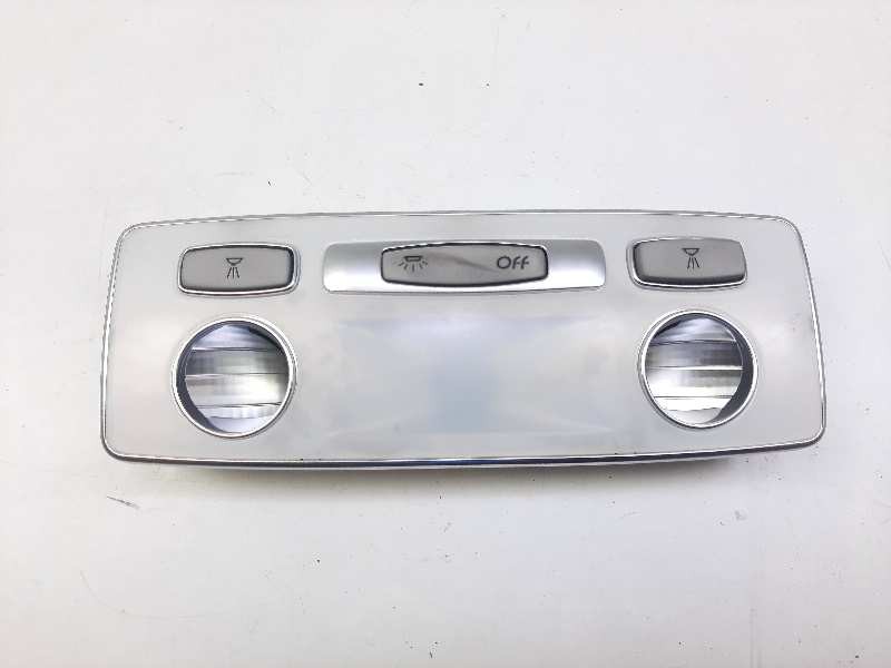 Recambio de luz interior para renault laguna iii referencia OEM IAM 264300003R  