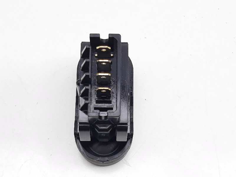 Recambio de interruptor para dacia duster ambiance 4x2 referencia OEM IAM E2311115  