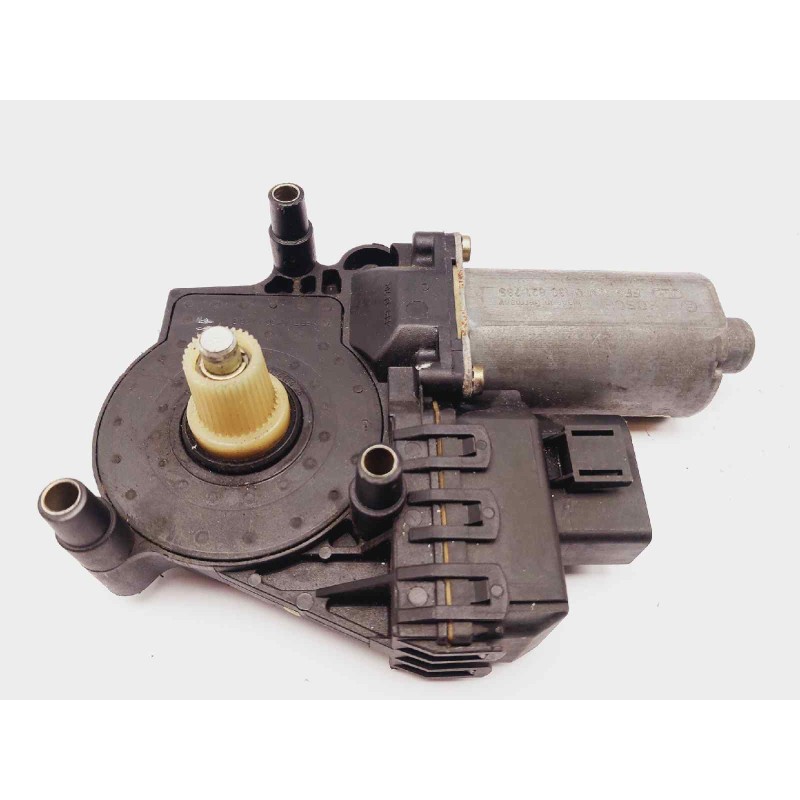 Recambio de motor elevalunas trasero derecho para audi a6 berlina (4b2) 1.9 tdi referencia OEM IAM 0130821785  