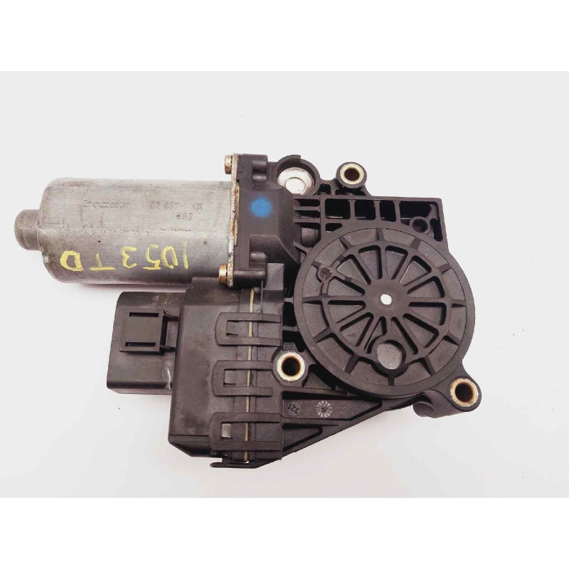 Recambio de motor elevalunas trasero derecho para audi a6 berlina (4b2) 1.9 tdi referencia OEM IAM 0130821785  