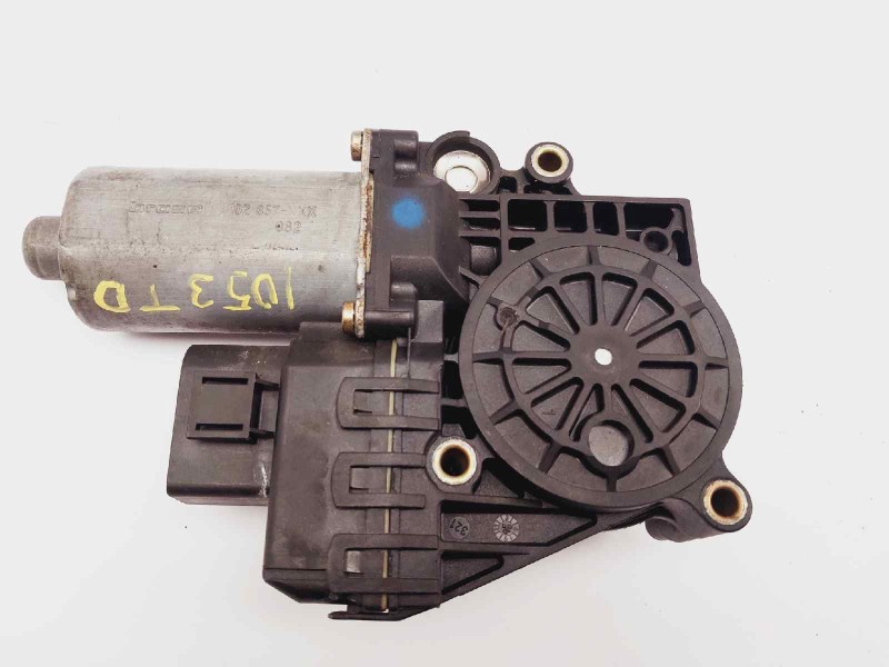 Recambio de motor elevalunas trasero derecho para audi a6 berlina (4b2) 1.9 tdi referencia OEM IAM 0130821785  