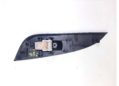 Recambio de mando elevalunas trasero izquierdo para nissan pulsar (c13) tekna referencia OEM IAM    2