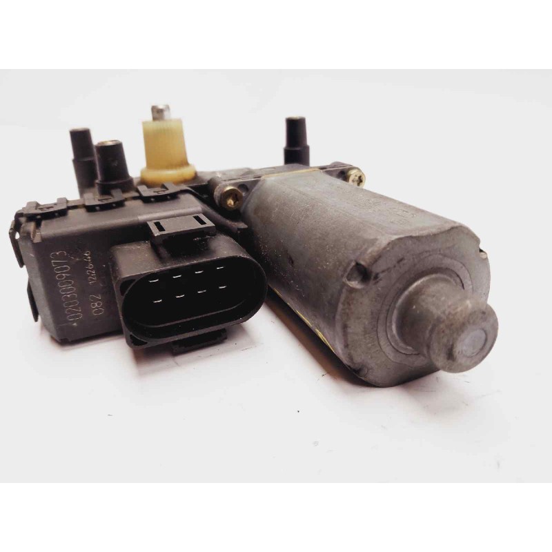 Recambio de motor elevalunas trasero derecho para audi a6 berlina (4b2) 1.9 tdi referencia OEM IAM 0130821785  