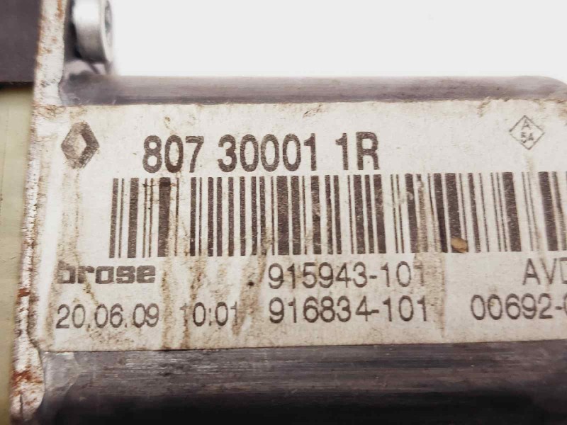 Recambio de motor elevalunas delantero derecho para renault twingo (co6) 1.2 (c066/67/68) referencia OEM IAM 807300011R  