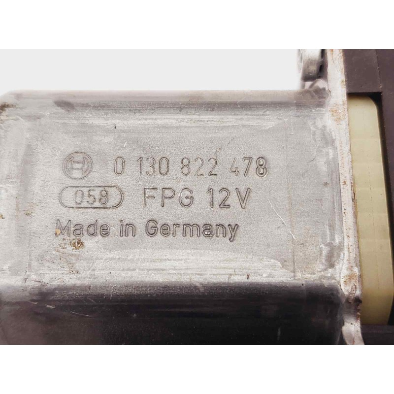 Recambio de motor elevalunas delantero derecho para renault twingo (co6) 1.2 (c066/67/68) referencia OEM IAM 807300011R  