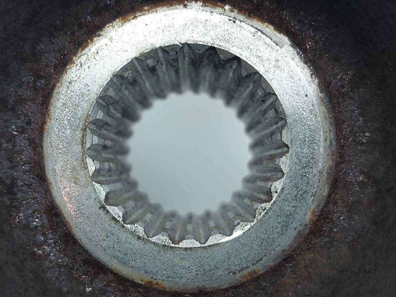 Recambio de mangueta delantera derecha para dacia sandero access referencia OEM IAM   