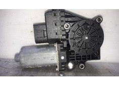 Recambio de motor elevalunas trasero derecho para audi s4 berlina (b5) s4 berlina referencia OEM IAM 0130821786  
