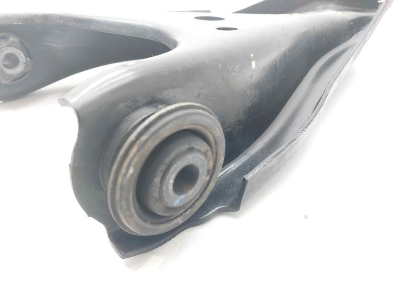 Recambio de brazo suspension inferior delantero derecho para dacia sandero access referencia OEM IAM 545006623R  