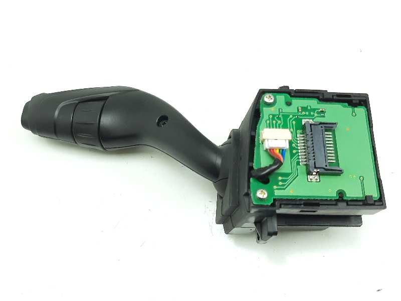 Recambio de mando limpia para ford grand c-max titanium referencia OEM IAM AV6T17A553AD  