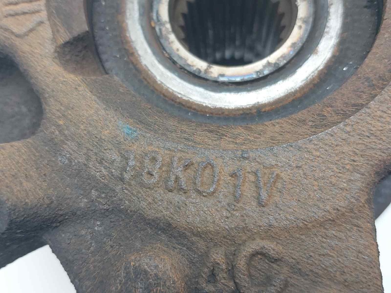 Recambio de mangueta delantera izquierda para dacia sandero access referencia OEM IAM   