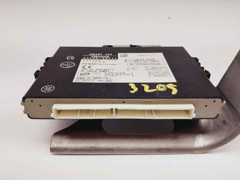 Recambio de modulo electronico para lexus gs (gs/us/ws19) 450 h referencia OEM IAM 8999030111 2325002571 