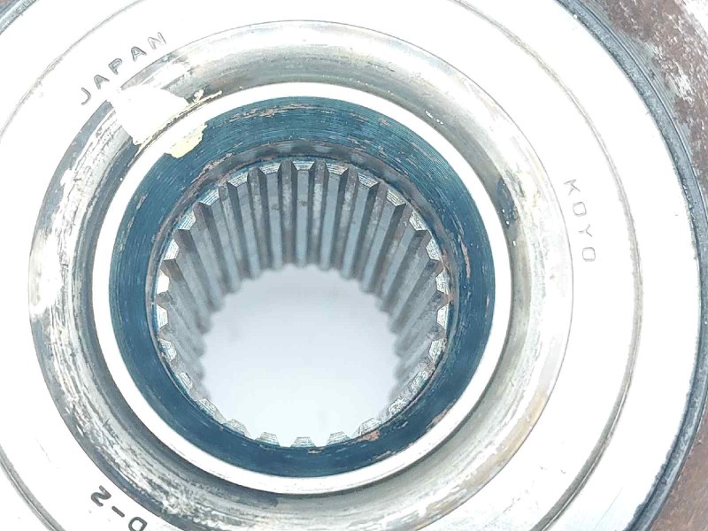 Recambio de buje para lexus rx 400h referencia OEM IAM 4241048041  