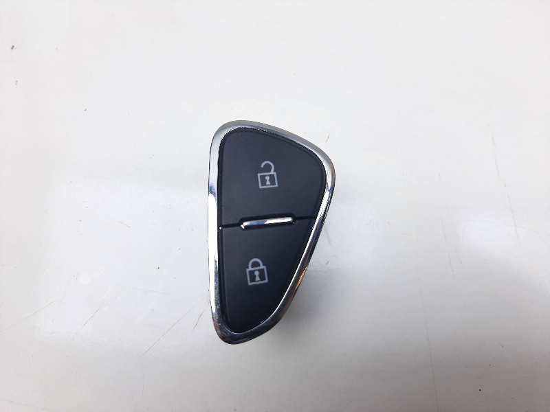 Recambio de interruptor para opel corsa e edition referencia OEM IAM 13363826 10096074 