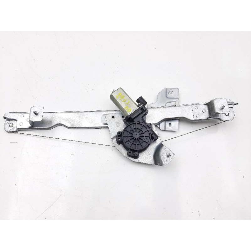 Recambio de elevalunas delantero derecho para dacia duster ambiance 4x2 referencia OEM IAM 8200733828E  