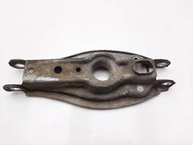 Recambio de brazo suspension inferior trasero izquierdo para bmw serie 1 berlina (e81/e87) 116d referencia OEM IAM   