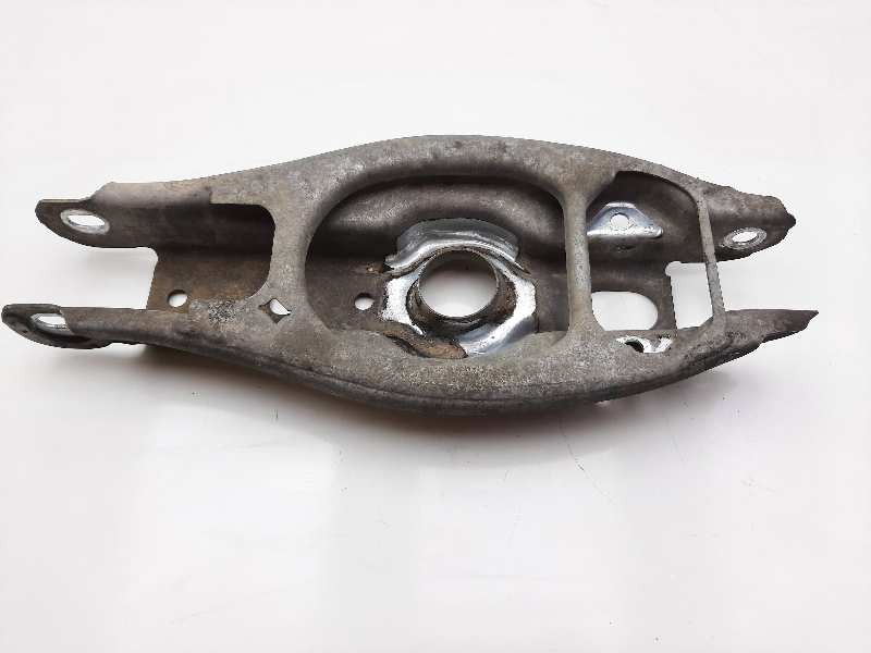 Recambio de brazo suspension inferior trasero derecho para bmw serie 1 berlina (e81/e87) 116d referencia OEM IAM   