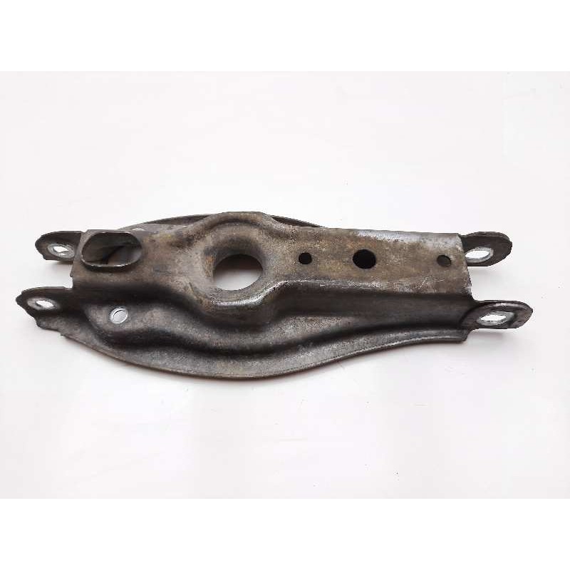 Recambio de brazo suspension inferior trasero derecho para bmw serie 1 berlina (e81/e87) 116d referencia OEM IAM   