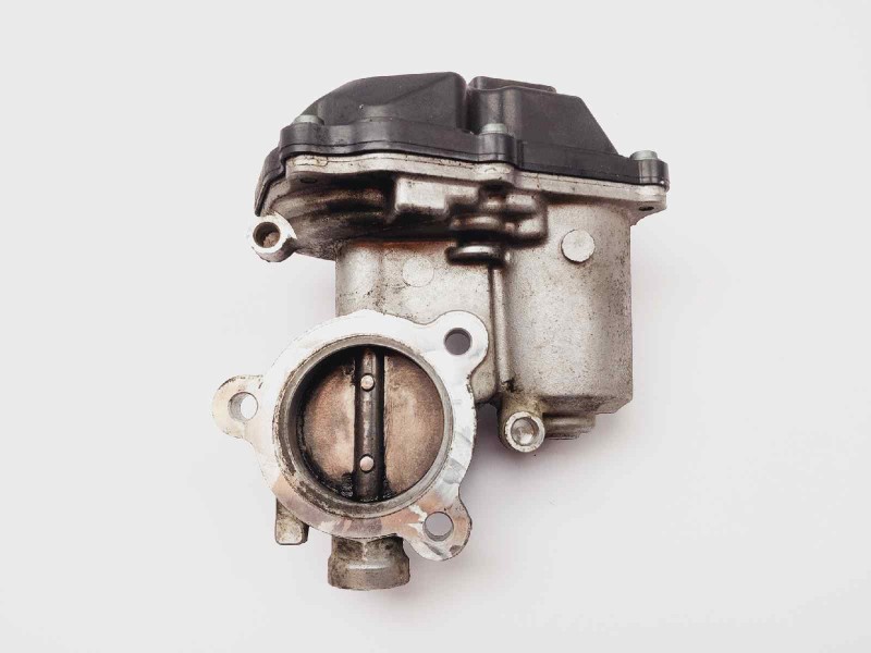 Recambio de caja mariposa para seat leon (5f1) i-tech referencia OEM IAM 04L131501C  