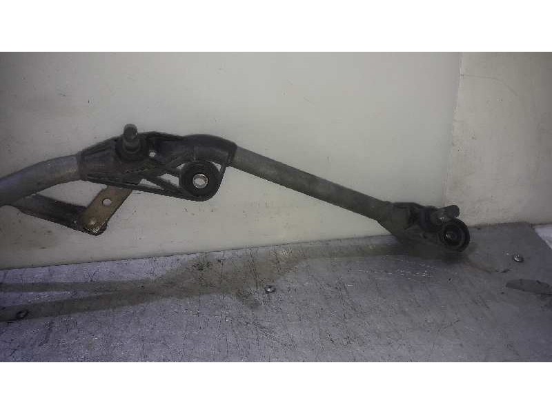 Recambio de articulacion limpia delantera para renault scenic ii confort dynamique referencia OEM IAM   