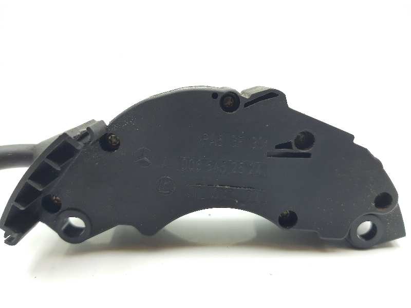 Recambio de mando multifuncion para mercedes clase e (w211) berlina e 400 cdi (211.028) referencia OEM IAM A0085452524 01311200 