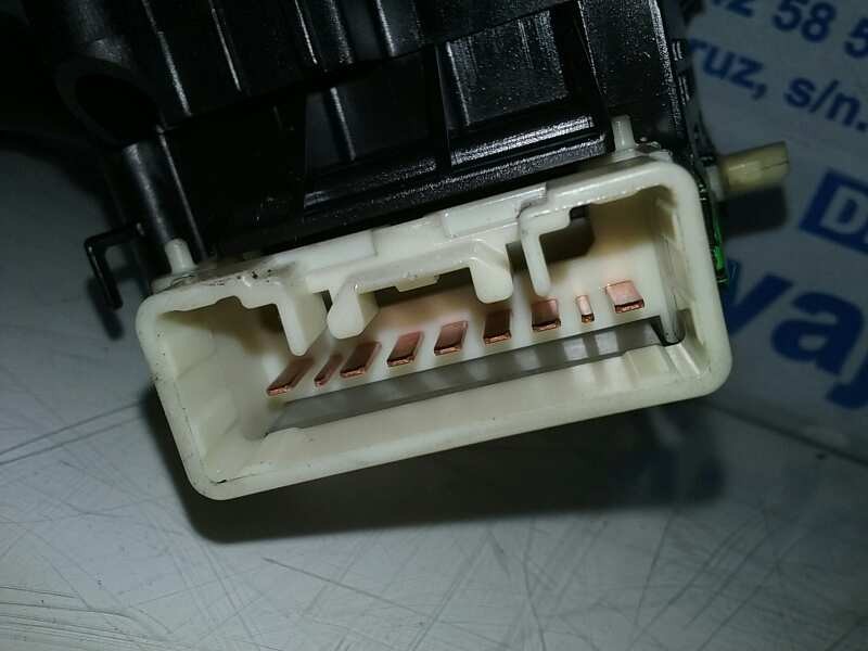 Recambio de mando luces para toyota yaris (ncp1/nlp1/scp1) referencia OEM IAM 173648 173648 