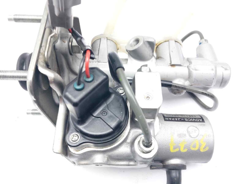 Recambio de bomba freno para lexus rx 400h referencia OEM IAM 13801010450 13811010420 