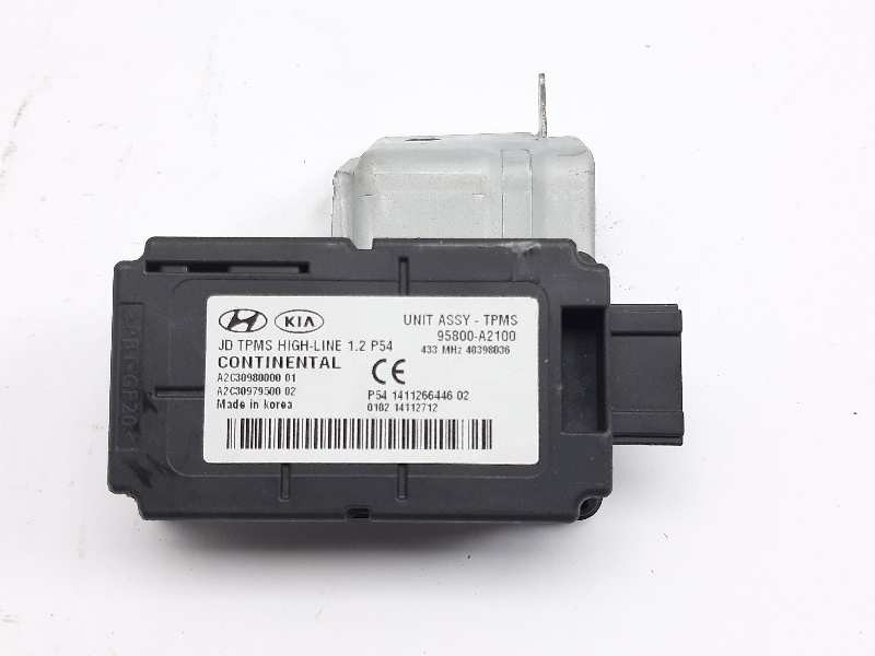 Recambio de modulo electronico para kia cee´d concept referencia OEM IAM 95800A2100  