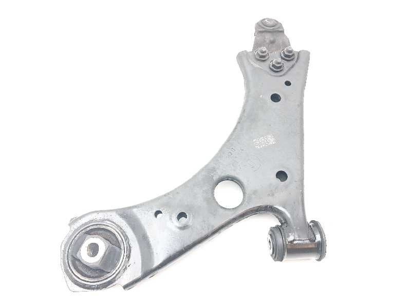 Recambio de brazo suspension inferior delantero derecho para jeep compass ii limited 4x4 referencia OEM IAM 00519397520 68318010