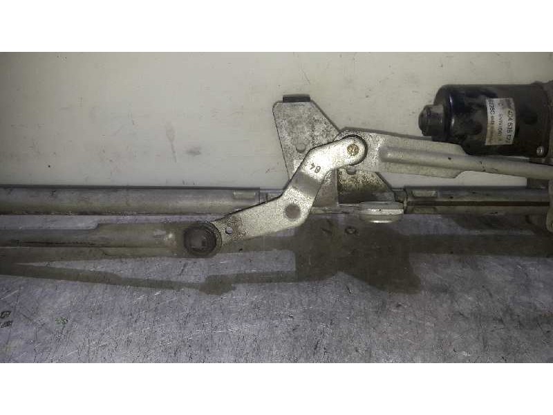 Recambio de motor limpia delantero para citroen c4 berlina vtr plus referencia OEM IAM 404638  