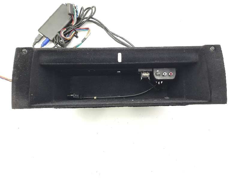 Recambio de guantera para land rover range rover sport v6 td hse referencia OEM IAM FFK500012XXX  