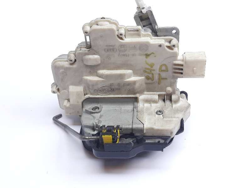 Recambio de cerradura puerta trasera derecha para seat exeo berlina (3r2) style referencia OEM IAM 8E1837016AA  