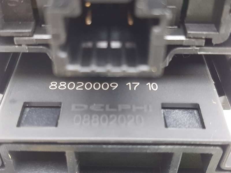 Recambio de mando multifuncion para renault megane iii berlina 5 p expression referencia OEM IAM 88020009  