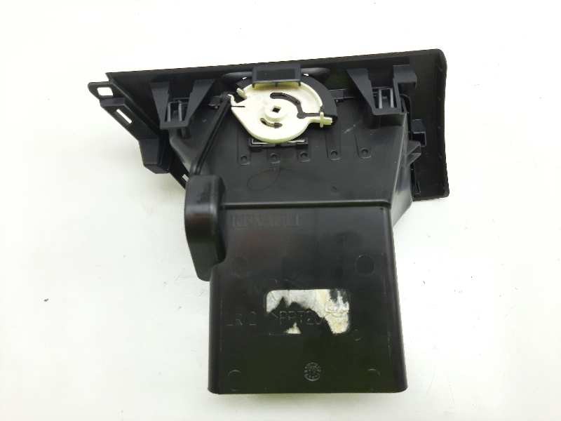 Recambio de rejilla aireadora para renault megane iii berlina 5 p expression referencia OEM IAM   