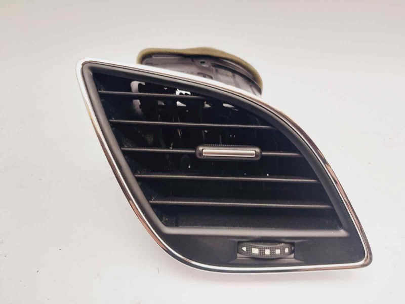 Recambio de rejilla aireadora para seat leon (5f1) i-tech referencia OEM IAM 5F1820902  