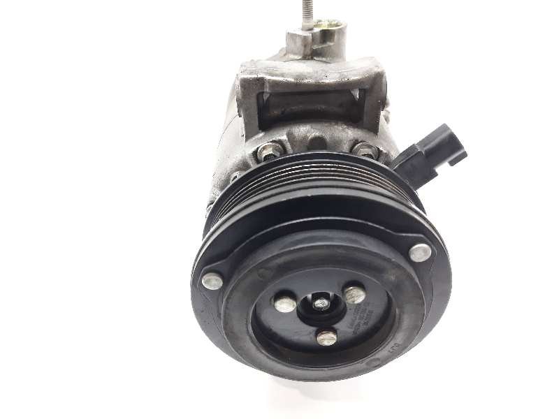 Recambio de compresor aire acondicionado para ford fiesta (ccn) black edition referencia OEM IAM C1B119D629BA  
