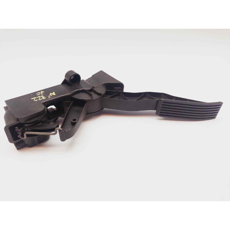 Recambio de potenciometro pedal para mercedes clase a (w169) a 180 cdi a-edition referencia OEM IAM A1693000304 A1693000304 