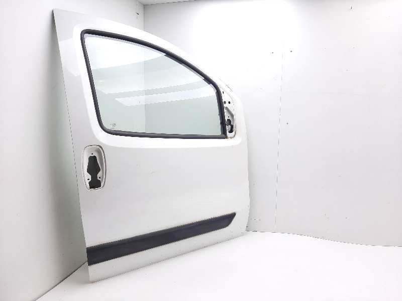 Recambio de puerta delantera derecha para peugeot bipper básico referencia OEM IAM   