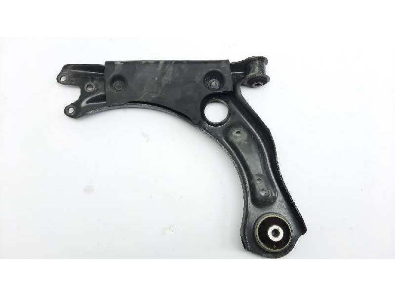 Recambio de brazo suspension inferior delantero derecho para volkswagen polo beats referencia OEM IAM 2Q0407152  