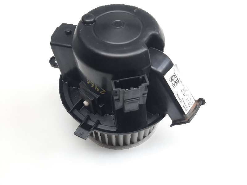 Recambio de motor calefaccion para renault twingo iii gt referencia OEM IAM EE795002  