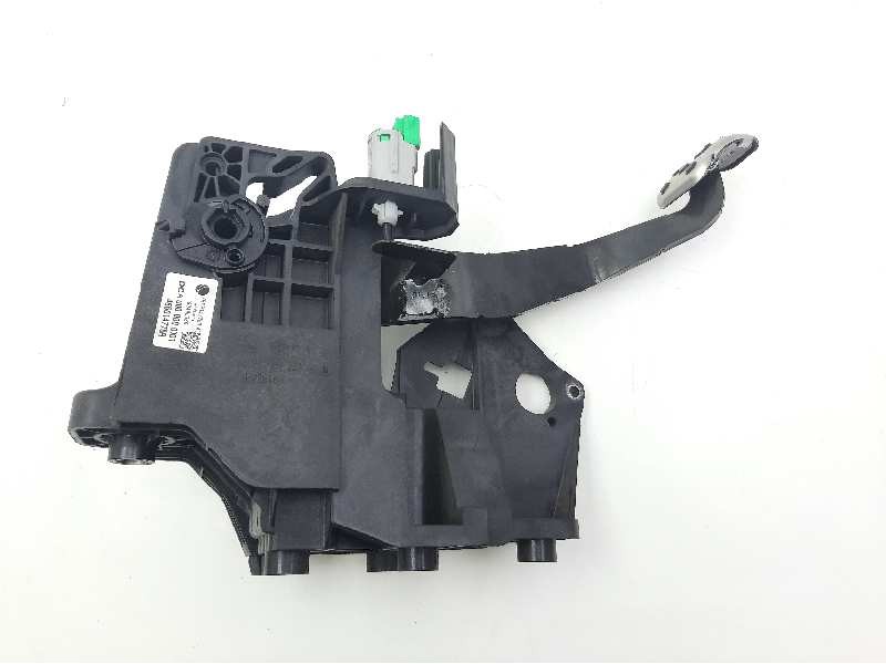 Recambio de pedal freno para renault twingo iii gt referencia OEM IAM 8201213227D 465014775R 