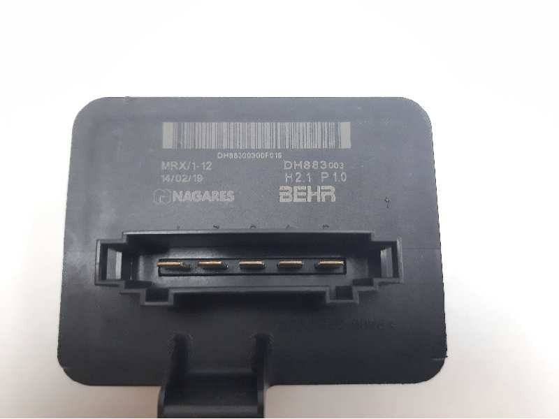 Recambio de resistencia calefaccion para renault twingo iii gt referencia OEM IAM DH883003  
