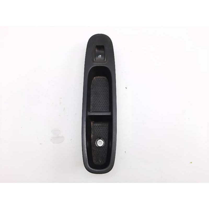 Recambio de mando elevalunas delantero derecho para fiat punto (199) young referencia OEM IAM 735500049  